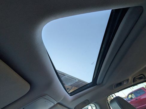 Used 2018 Honda Odyssey EX-L image 28