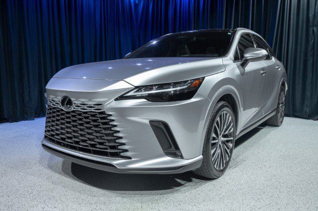 Used 2023 Lexus RX 350 Premium Plus w/ Accessory Package (Z1) AWD/4WD image 1