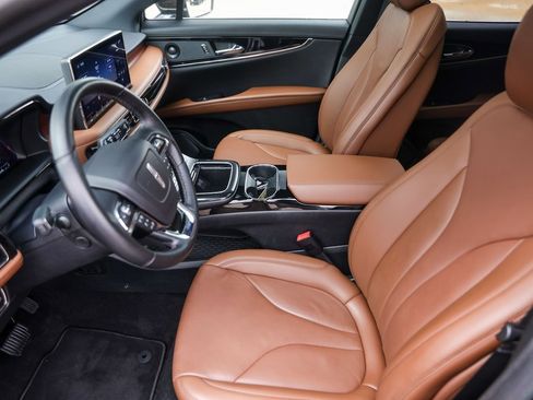 Used 2022 Lincoln Nautilus Reserve image 9