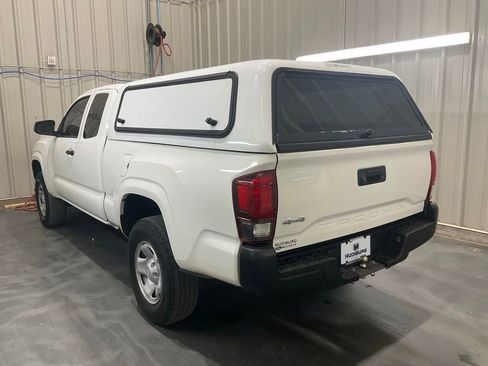 Used 2020 Toyota Tacoma SR AWD/4WD image 17