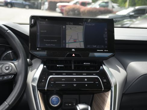 Used 2021 Toyota Venza Limited w/ Advanced Technology Package image 17