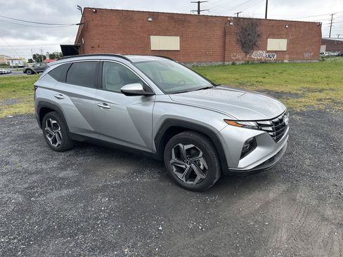 Used 2024 Hyundai Tucson SEL w/ Convenience Package AWD/4WD image 2