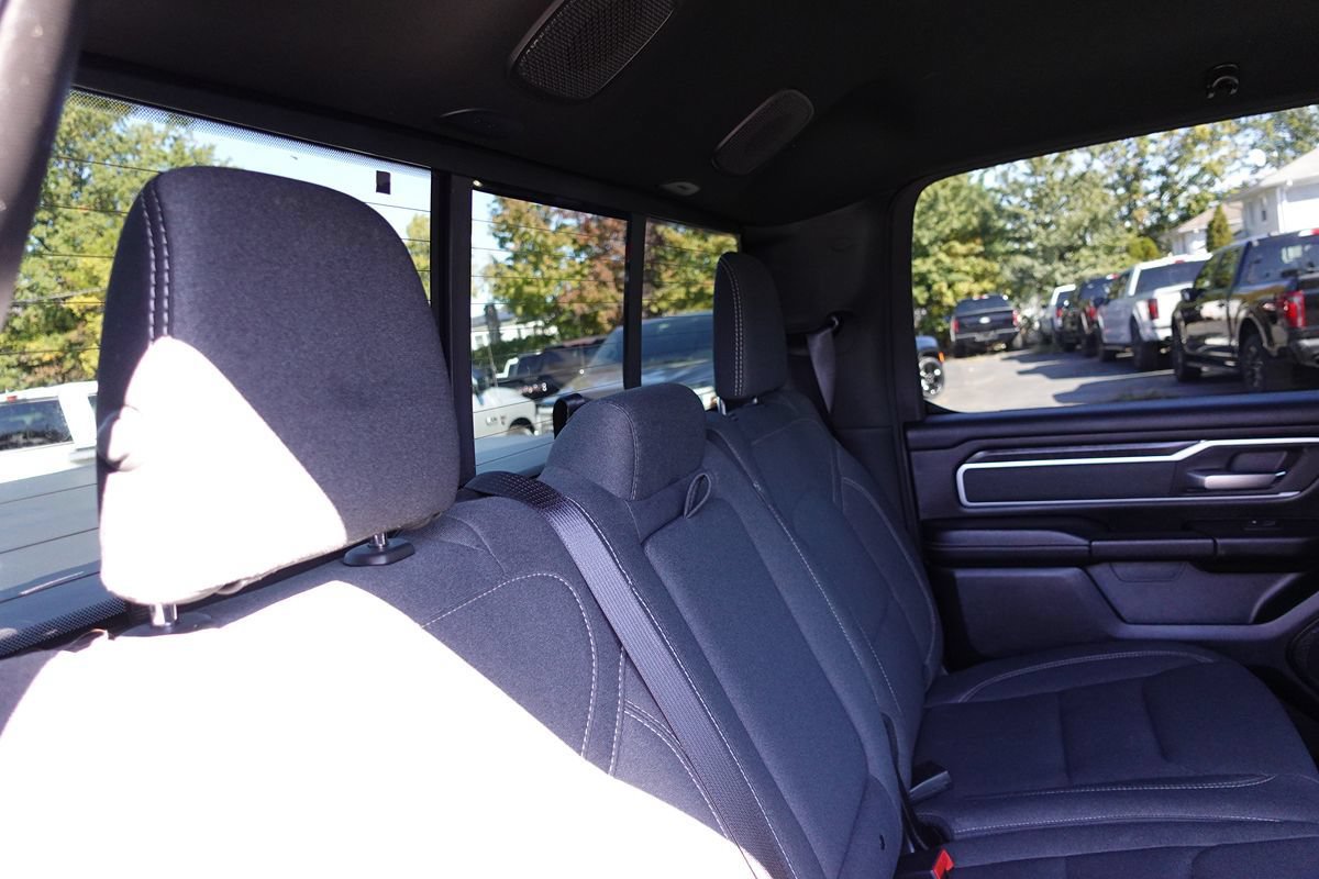 Used 2021 RAM 1500 Big Horn AWD/4WD image 31