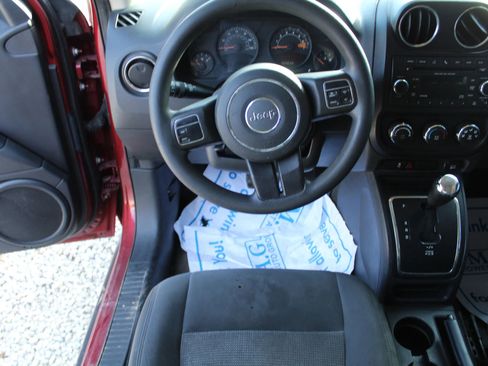 Used 2017 Jeep Patriot Sport w/ Power Value Group image 13