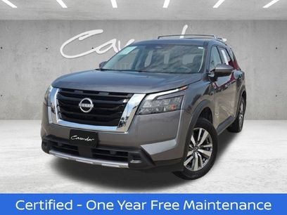 Certified 2025 Nissan Pathfinder SL
