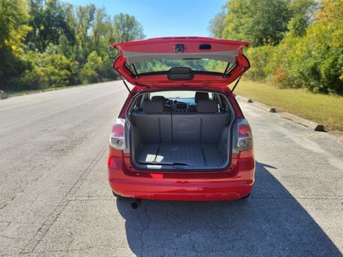 Used 2006 Toyota Matrix XR image 10