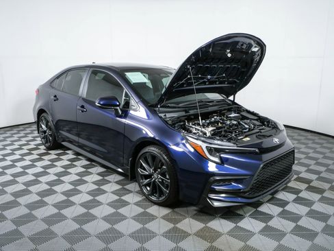 Used 2025 Toyota Corolla SE FWD image 31