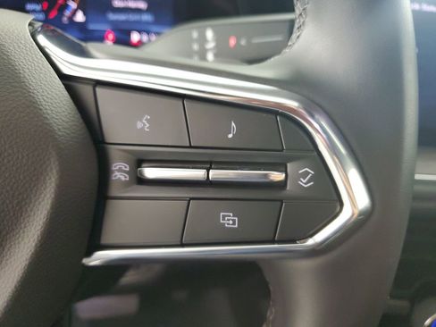 Used 2025 Chevrolet Suburban LS image 24