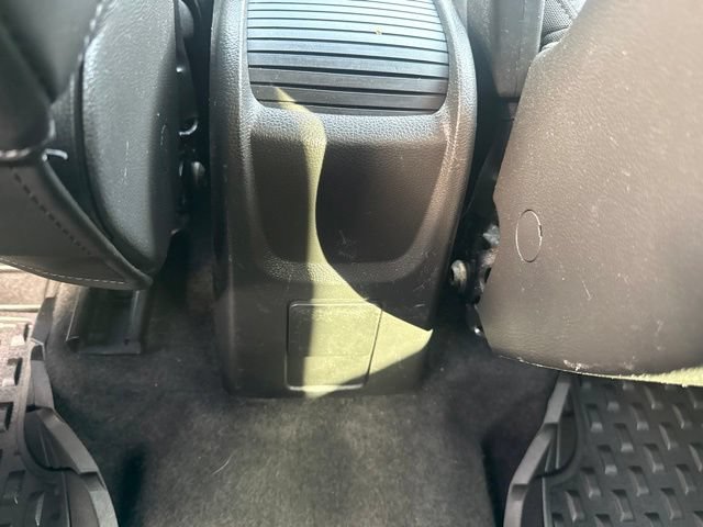 Used 2020 Buick Encore Preferred FWD image 23