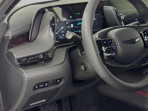 Used 2026 Genesis G90 3.5T Prestige image 10