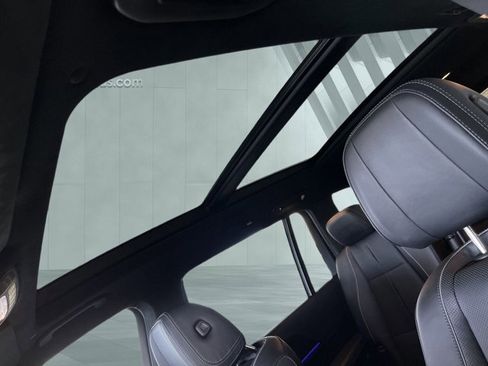 Used 2021 Mercedes-Benz GLS 580 4MATIC image 18