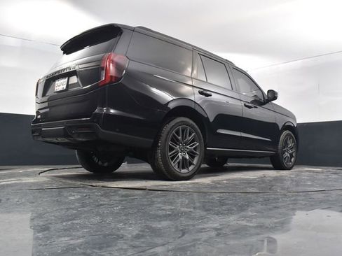 Used 2025 Ford Expedition Platinum w/ Stealth Performance Package image 58