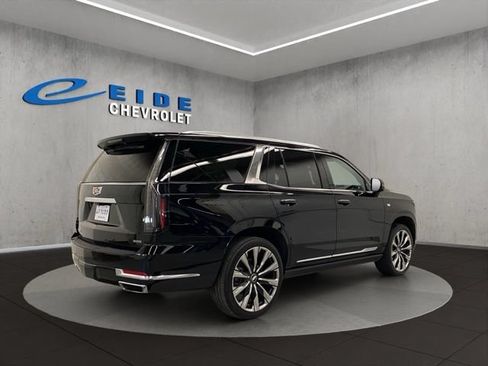Used 2025 Cadillac Escalade Premium Luxury w/ Touring Package AWD/4WD image 6