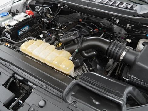 Used 2019 Ford F150 Lariat w/ Trailer Tow Package image 53