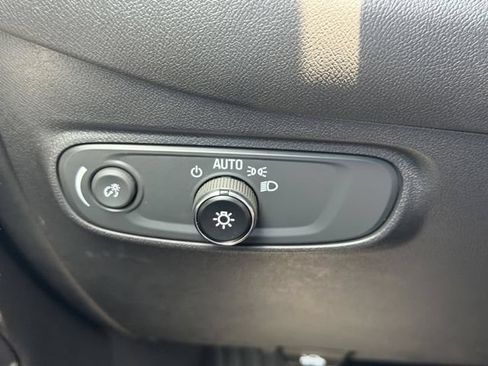 Used 2024 Chevrolet Equinox LS FWD image 30