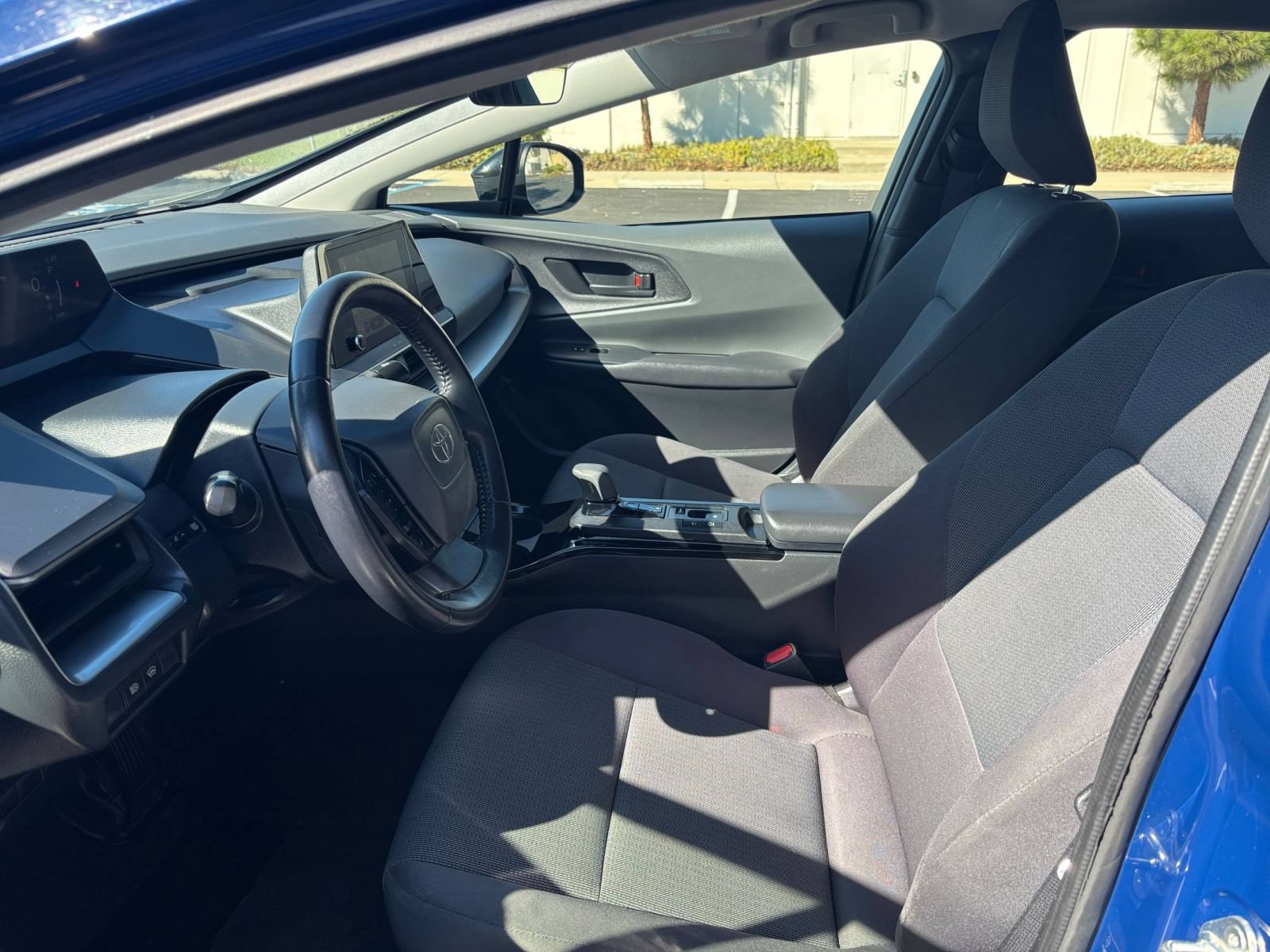 Used 2023 Toyota Prius LE FWD image 24