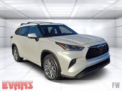 New 2026 Toyota Highlander Platinum