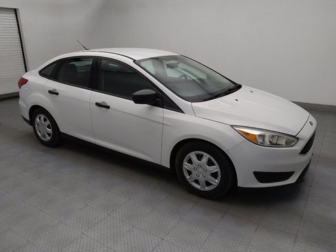 Used 2016 Ford Focus S FWD image 11