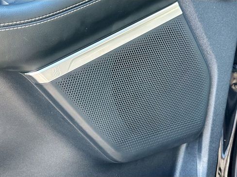 Used 2025 Ford Expedition Max Platinum image 19