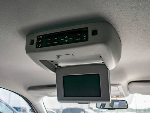 Used 2007 Ford Freestyle SEL image 26