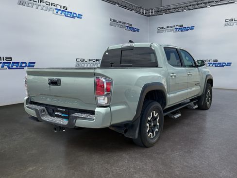 Used 2022 Toyota Tacoma TRD Off-Road w/ Technology Package AWD/4WD image 5