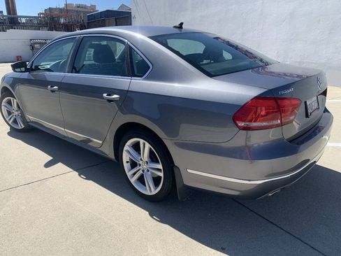 Used 2014 Volkswagen Passat TDI SEL Premium FWD image 10