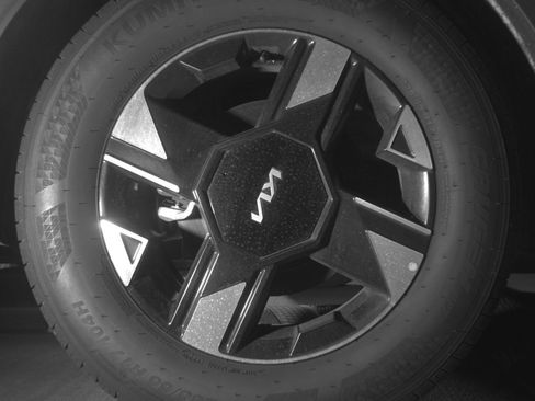 Used 2026 Kia Sportage LX FWD image 18