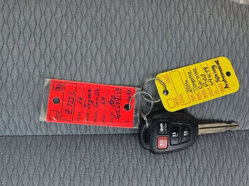 Used 2016 Toyota Corolla L FWD image 27