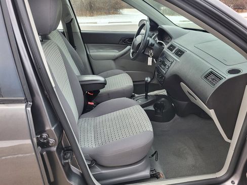 Used 2007 Ford Focus SE image 12