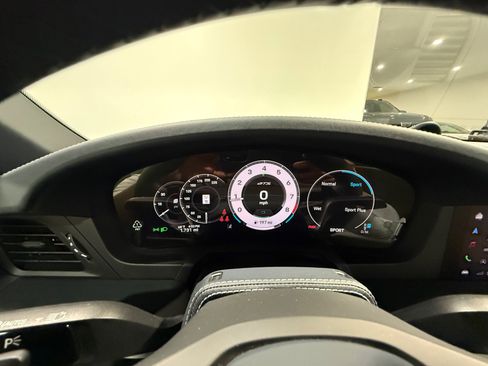 Used 2026 Porsche 911 Targa 4 GTS AWD/4WD image 61