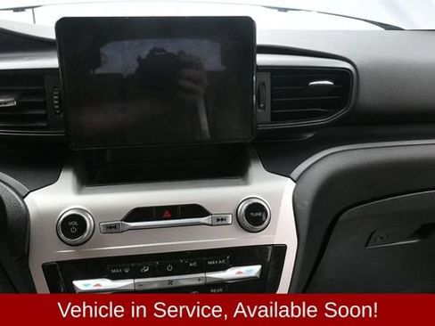 Used 2021 Ford Explorer 4WD image 16