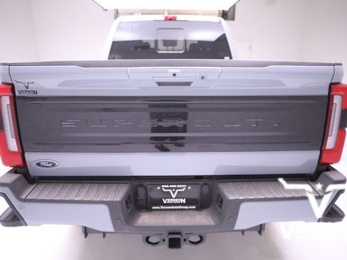 New 2026 Ford F250 Platinum w/ Tremor Off-Road Package image 4