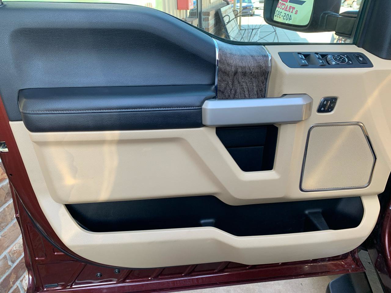 Used 2017 Ford F250 Lariat w/ Chrome Package AWD/4WD image 24