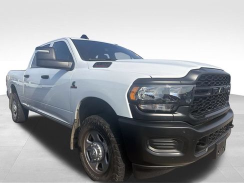 Used 2024 RAM 3500 Tradesman AWD/4WD image 22