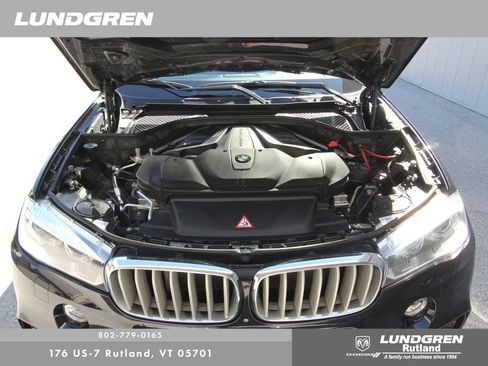 Used 2017 BMW X5 xDrive50i image 29