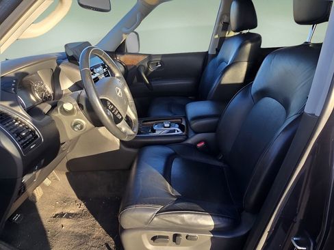 Used 2021 Nissan Armada SL w/ Captain's Chairs Package image 13