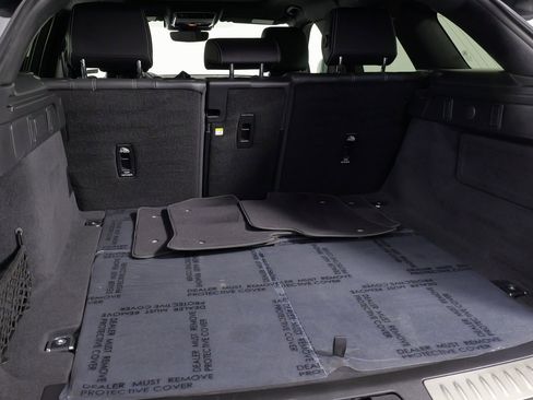 Used 2023 Land Rover Range Rover Velar R-Dynamic S image 58