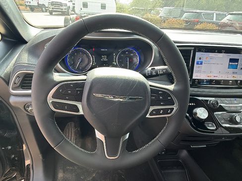 New 2026 Chrysler Pacifica Select FWD image 21
