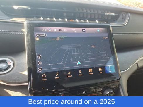 Certified 2025 Jeep Grand Cherokee Limited w/ Black Appearance Package AWD/4WD image 8