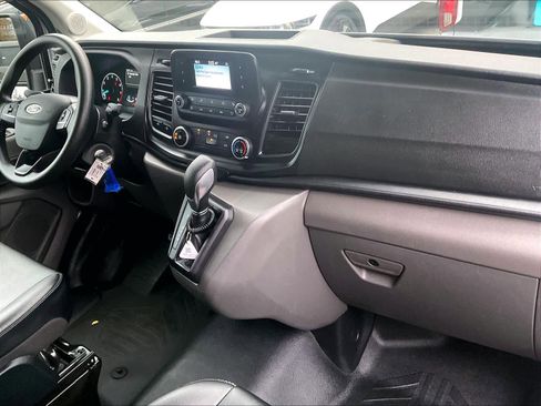 Used 2022 Ford Transit 350 DRW image 14