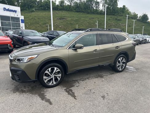 Used 2021 Subaru Outback Limited AWD/4WD image 13