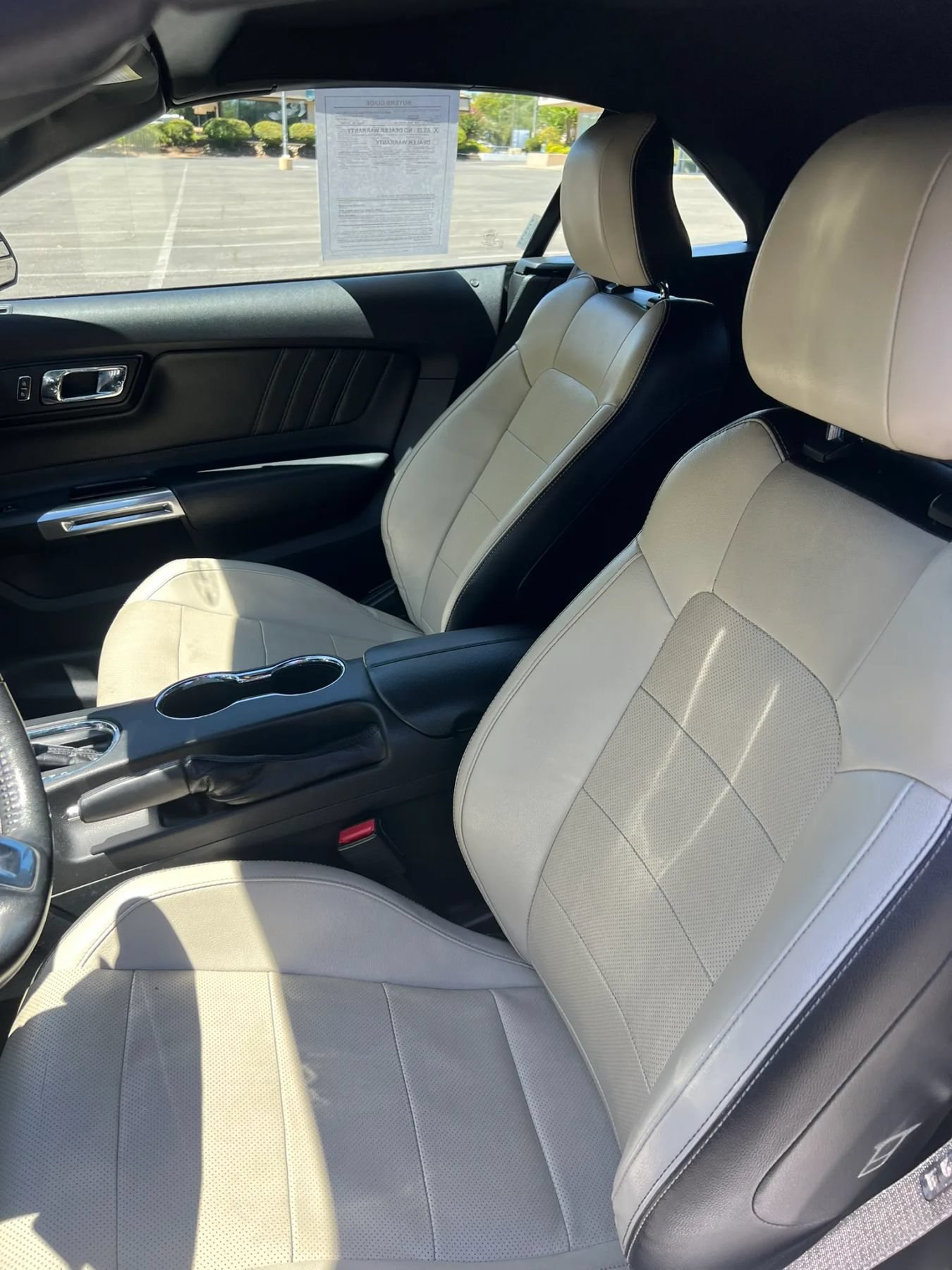 Used 2017 Ford Mustang Premium RWD image 11