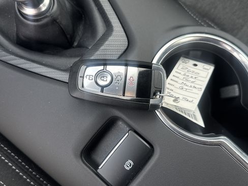 Used 2025 Ford Mustang GT RWD image 27