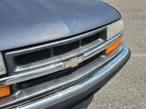 Used 2000 Chevrolet Blazer LS w/ LS Preferred Equipment Group image 12