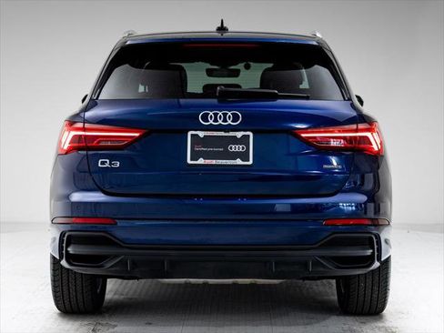 Certified 2025 Audi Q3 2.0T Premium Plus w/ Premium Plus Package image 30