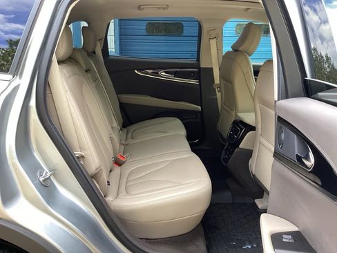 Used 2022 Lincoln Nautilus Reserve w/ Equipment Group 201A image 33