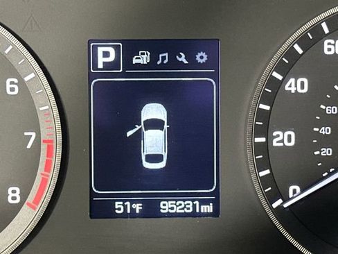 Used 2017 Hyundai Sonata Sport w/ Value Edition Package 02 image 18