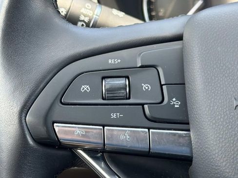 Used 2023 Cadillac XT6 Luxury FWD image 28