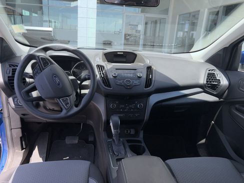 Used 2018 Ford Escape SE FWD image 11