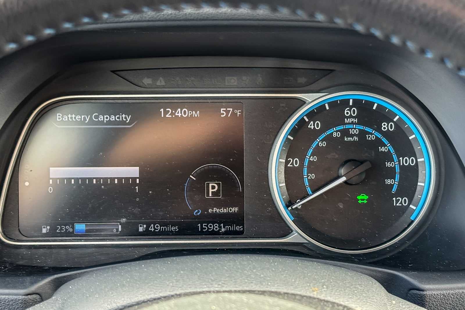 Certified 2025 Nissan Leaf SV Plus FWD image 18